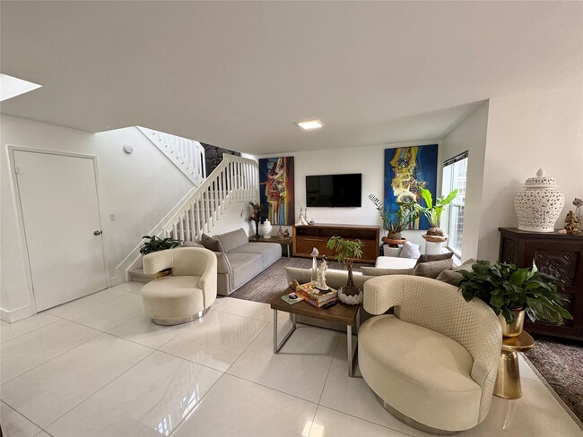 Building Photo - 4832 Grapevine Wy