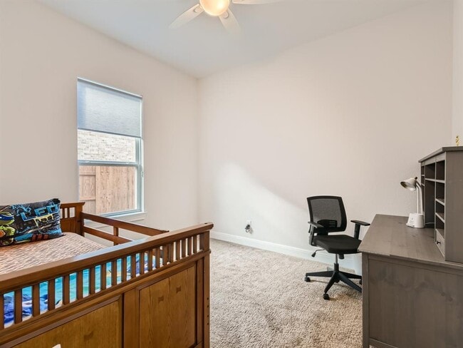 Building Photo - 19404 Fernando Trl