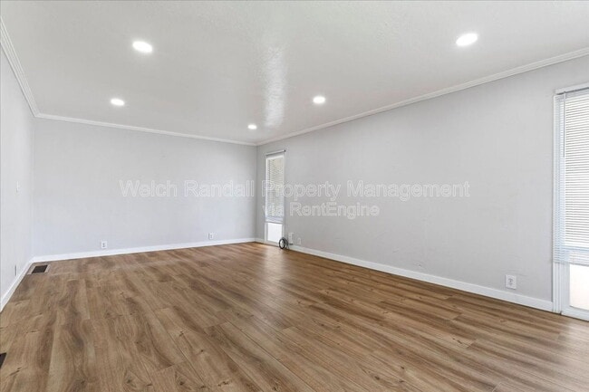 Building Photo - 2324 S 900 E