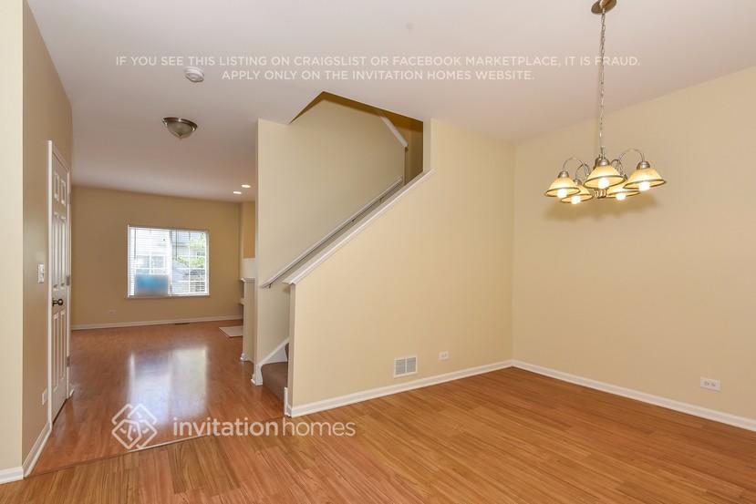 Building Photo - 203 Monarch Dr