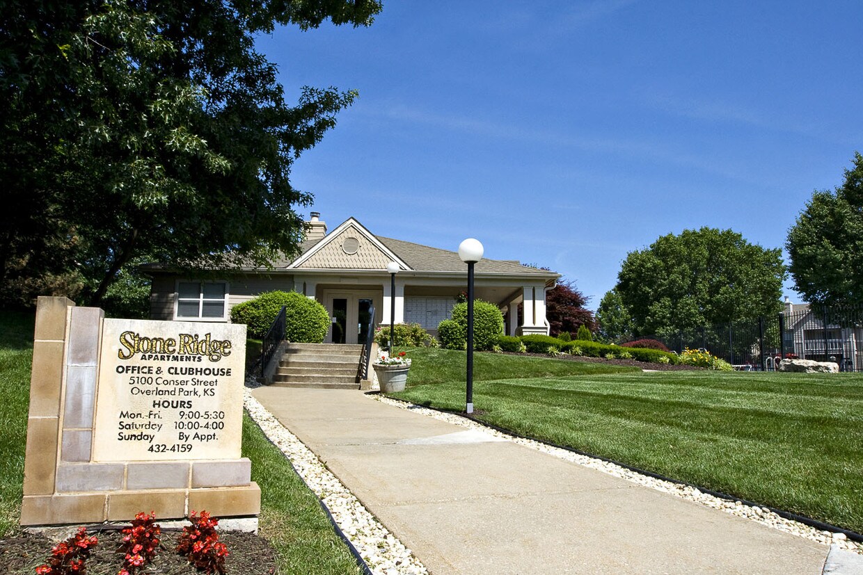 Stone Ridge Apartments Overland Park