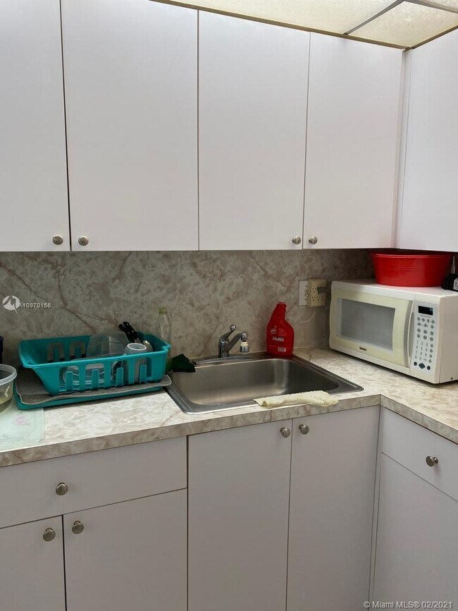 Building Photo - 3091 NW 46th Ave