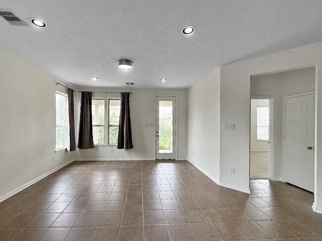 Building Photo - 6503 Bayliss Valley Ln