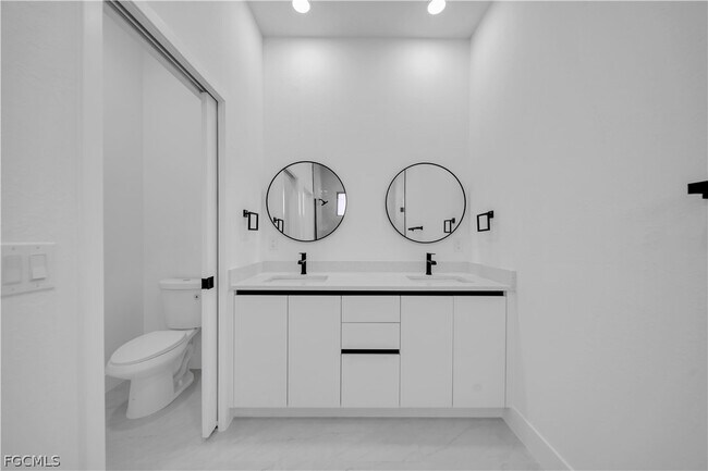 Building Photo - 2700 42nd St W