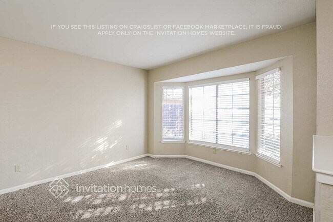 Building Photo - 18 Dempster Ct