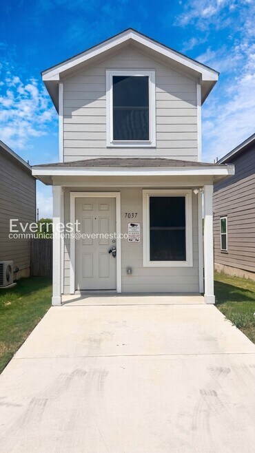 Building Photo - 7037 Elm Cv