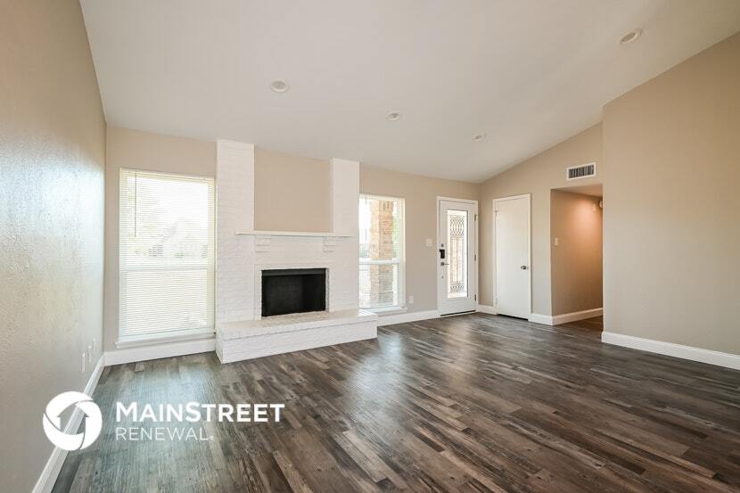 Building Photo - 528 Olympus St