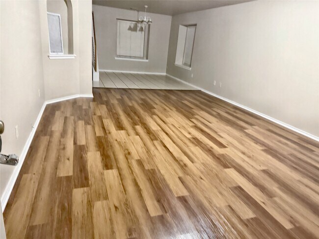 Building Photo - 15125 Donna Jane Loop