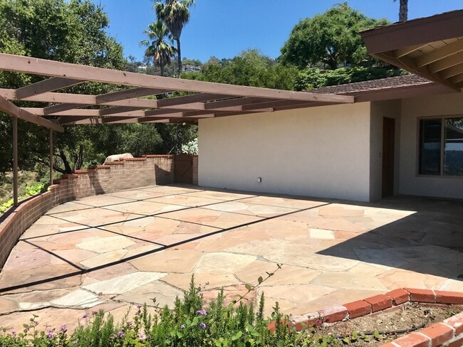 Building Photo - Three Bedroom Riviera Home with Ocean View...