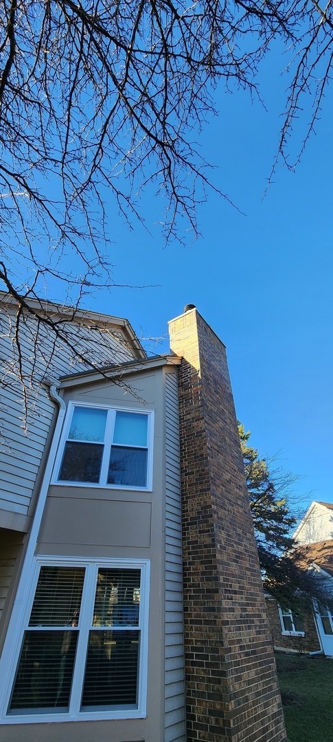 Building Photo - 225 Willow Pkwy