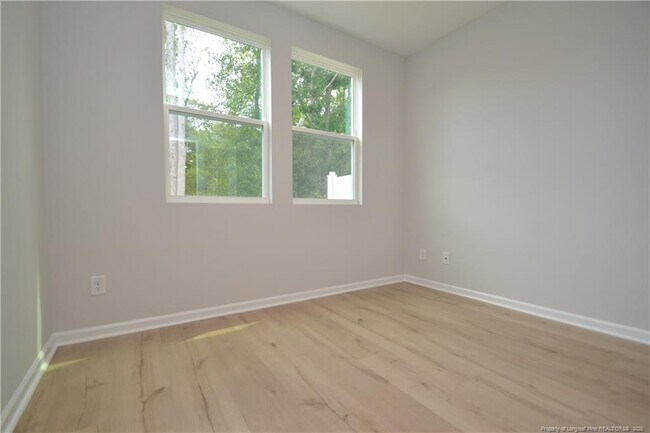 Building Photo - 1226 Bessie Ct