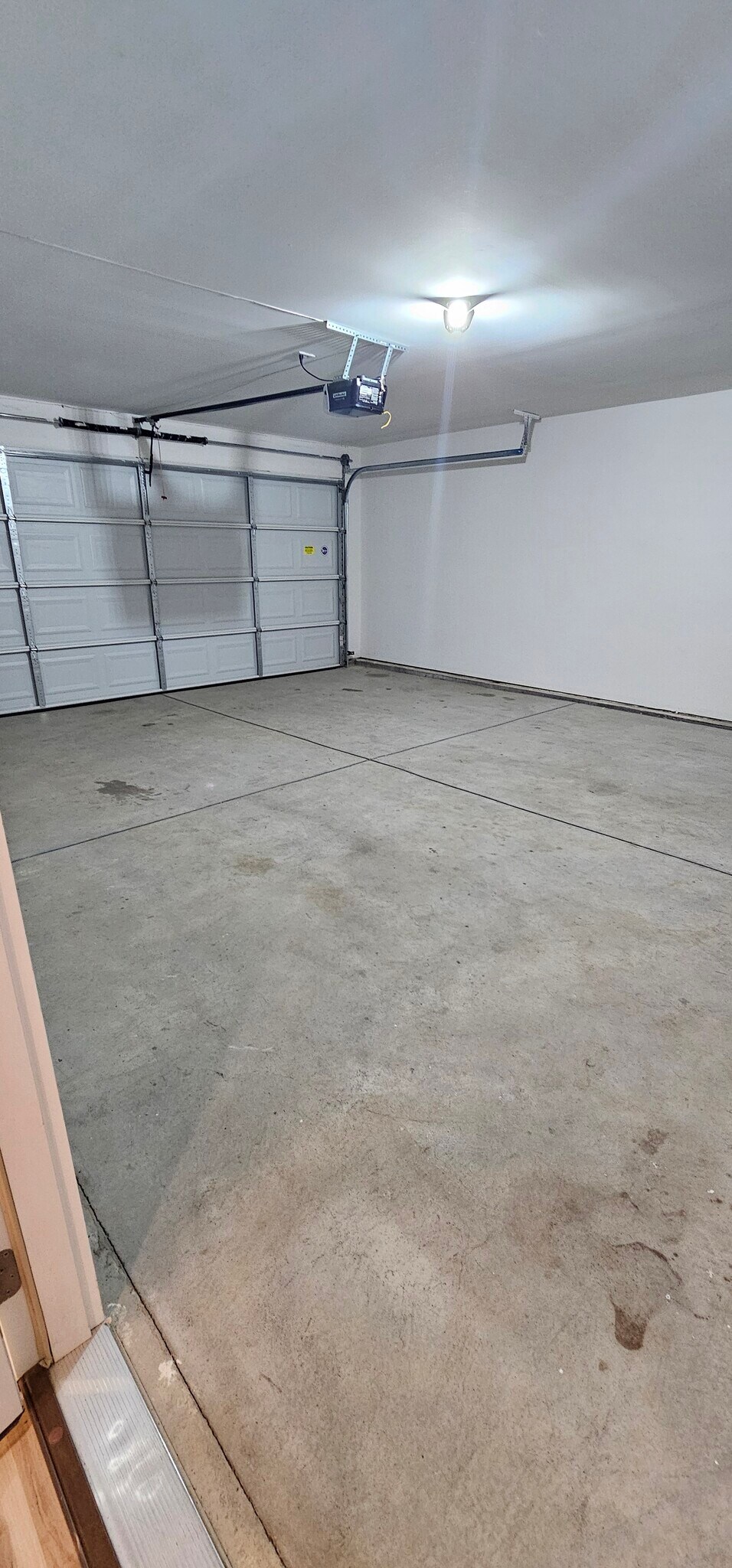 Building Photo - 936 Osage Villa Ct