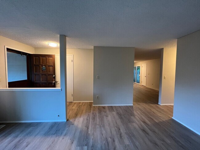 Building Photo - 3643 SE Tenino St