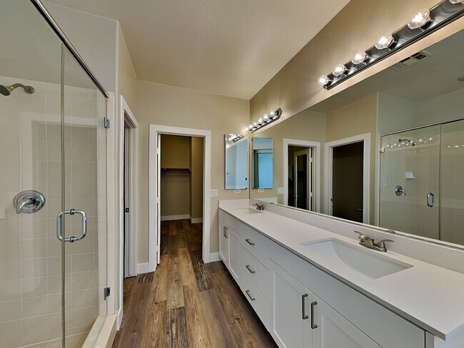 Building Photo - 6520 Black Star Point Ct
