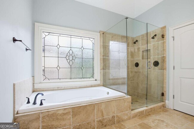 Building Photo - 845 Botanica Way