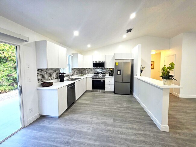 Building Photo - Vero Beach Rentals. Vero Beach Homes For Rent. Vero Beach Rent, LLC and Property Management Company