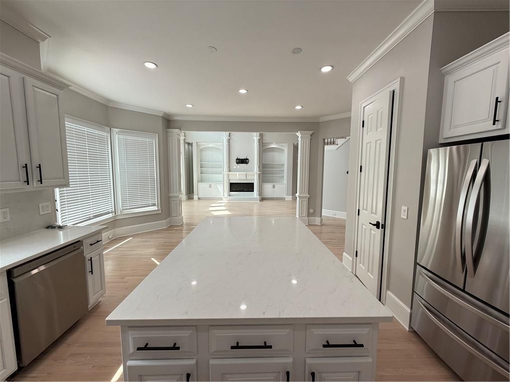 Building Photo - 1660 Briergate Dr