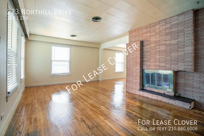 Building Photo - 223 Northill Dr
