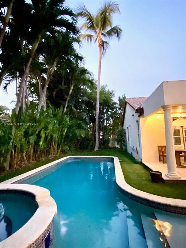 Building Photo - 16208 NW 83rd Pl