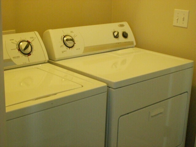 Building Photo - Gorgeous Single Family home in great condition with private patio at unbeatable Price!  - Coming ...