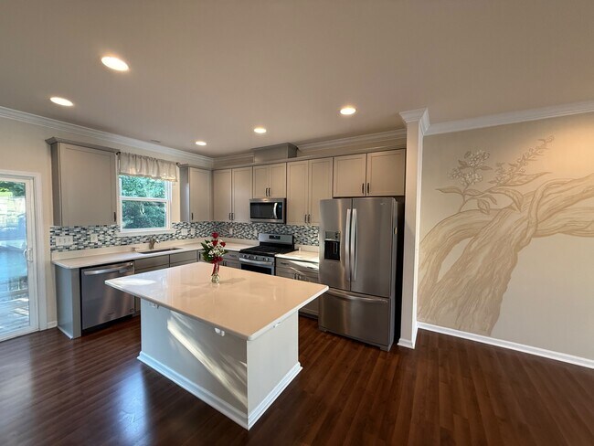 Building Photo - 2246 Red Knot Ln
