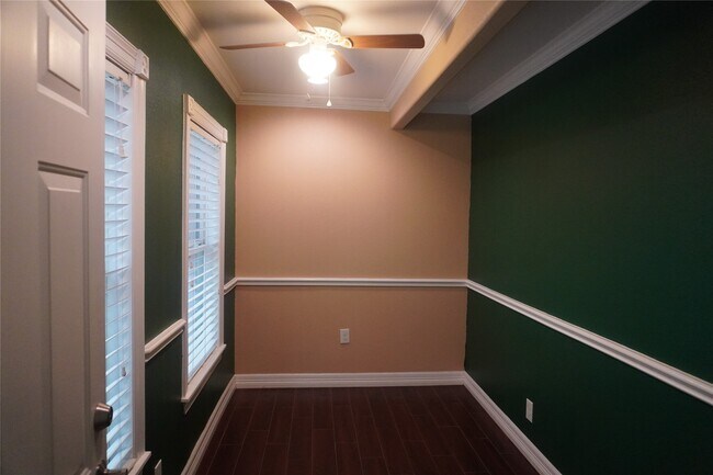 Building Photo - 7506 Dearborn St