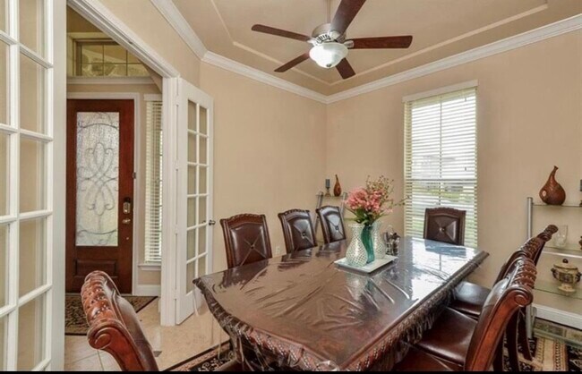 Building Photo - 11111 Glasgill Ct