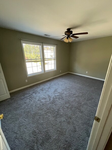 Building Photo - 73 A Eastgate Cir