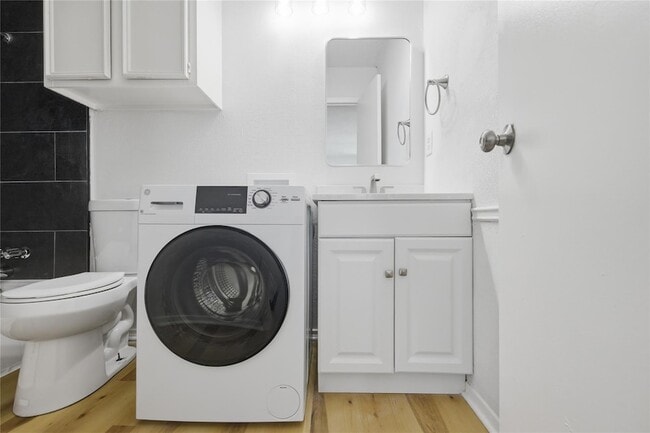 Building Photo - 2707 Windswept Cove