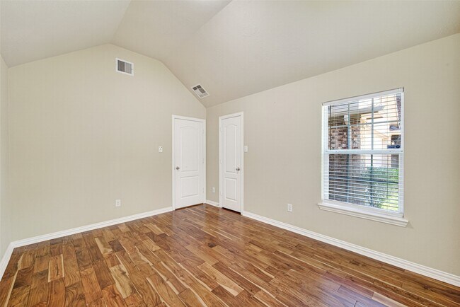 Building Photo - 2410 Horned Owl Dr