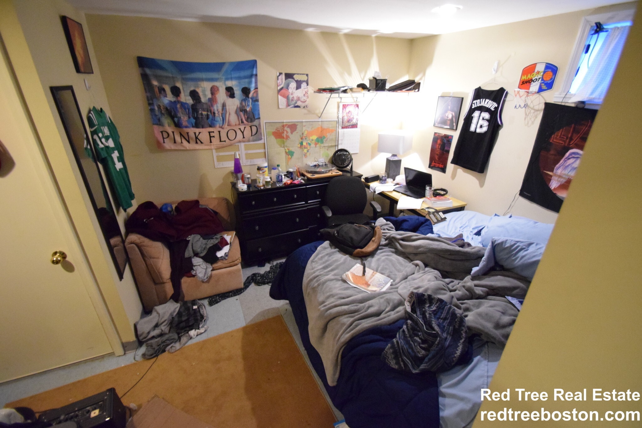 Building Photo - 31 Wade St