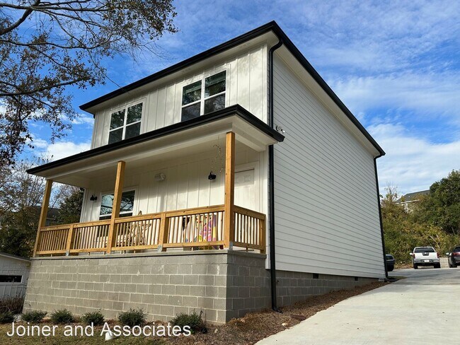 Primary Photo - 4 br, 4 bath House - 962 MLK Parkway