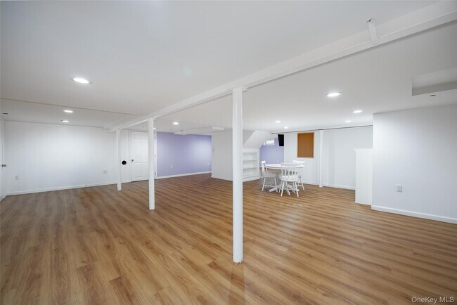 Building Photo - 46 Barnard Ave