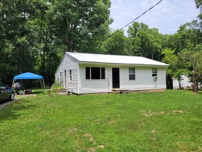 Building Photo - 31497 Russel Rd
