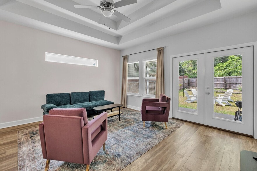 Building Photo - 954 Indigo Creek Way