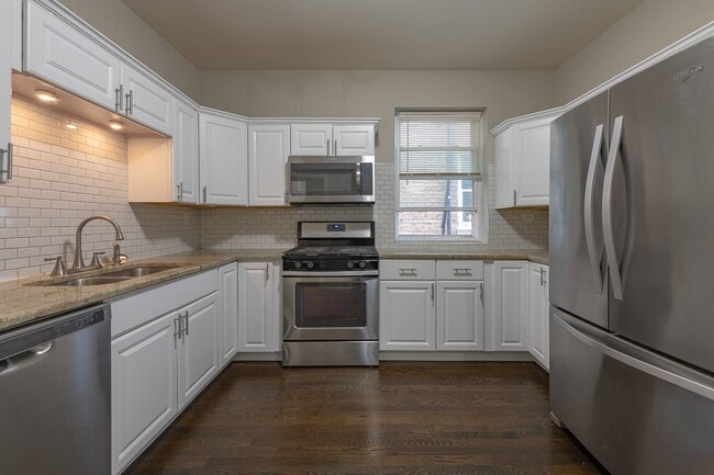Building Photo - 4934 N Albany Ave