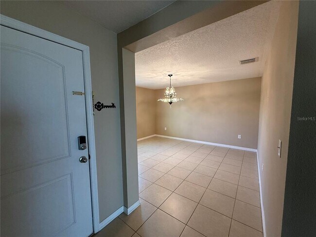Building Photo - 820 Chatham Walk Dr