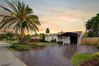 Building Photo - 6134 SW 28th St