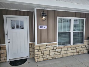 Building Photo - Vroooom . . . . the ROAD is calling. . . .Fully furnished themed rental includes all utilities an...