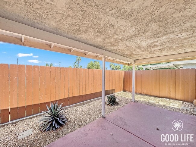 Building Photo - Beautiful 2BD/2BA Condo in El Cajon W/ A/C, W/D, Covered Back Patio, & Community Pool!