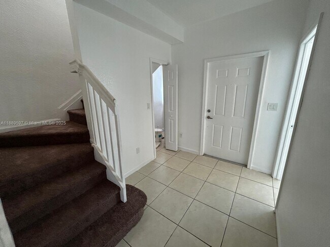 Primary Photo - 1406 SE 26th Ct