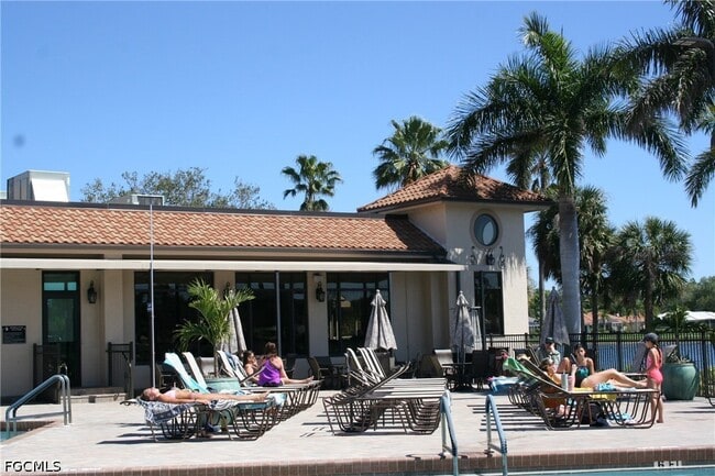 Building Photo - 2300 Valparaiso Blvd