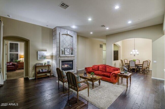 Building Photo - 8010 E Wingspan Way