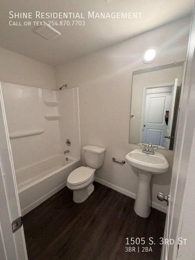 Building Photo - 1505 S 3rd St