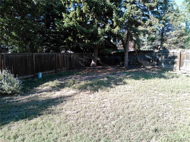Building Photo - 5030 Montebello Pl