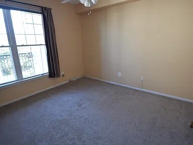 Building Photo - 1530 Spring Gate Dr.