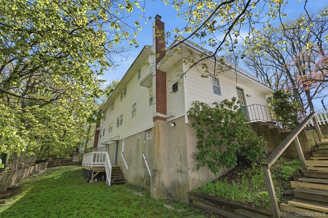 Building Photo - 41 Potters Ln