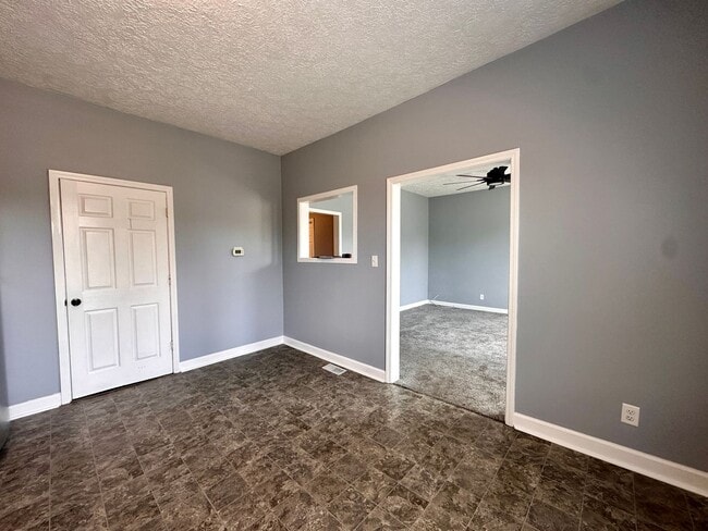 Building Photo - Step into charm, comfort, and convenience in the heart of Historic Farrington’s Grove!