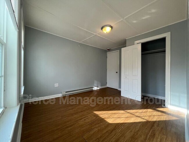 Building Photo - 6 Old Chester Rd