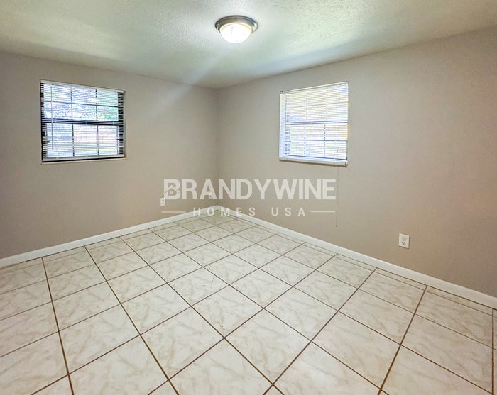 Building Photo - 6020 George Wood Ln W